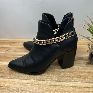 Steve Madden Cedar Chain Bootie sz 7.5